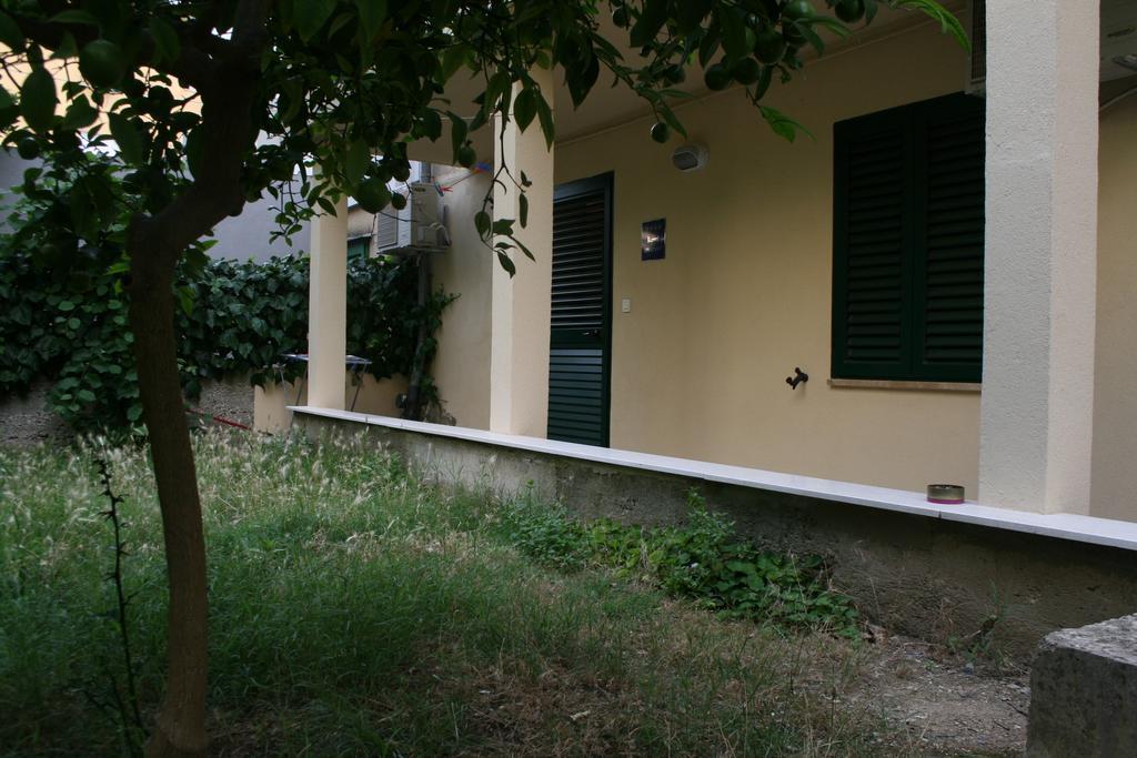Apartments Mrduljas Split Exterior foto